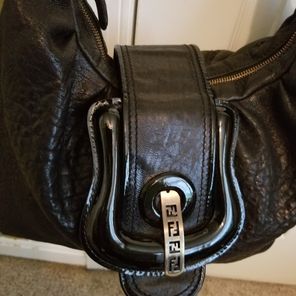 Fendi b hobo - Picture 2 of 14